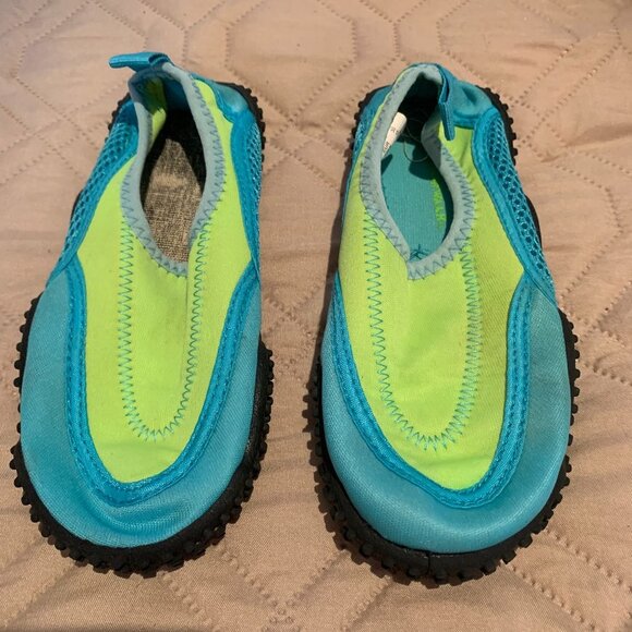 Airwalk watersock size 12 - Picture 1 of 3